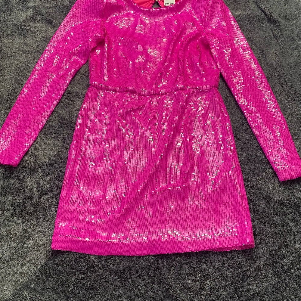 🔥 Vivi Vici Fuchsia Sequin Long Sleeve Mini Dress - Size XS - Keyhole Back - Picture 2 of 12